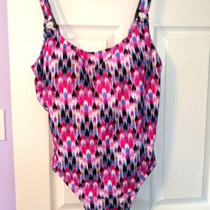 NWOT  Women's bathing suit